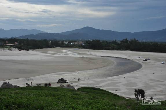 Praia da Ferrugem, a mais famosa de  Garopaba, no litoral sul de Santa Catarina